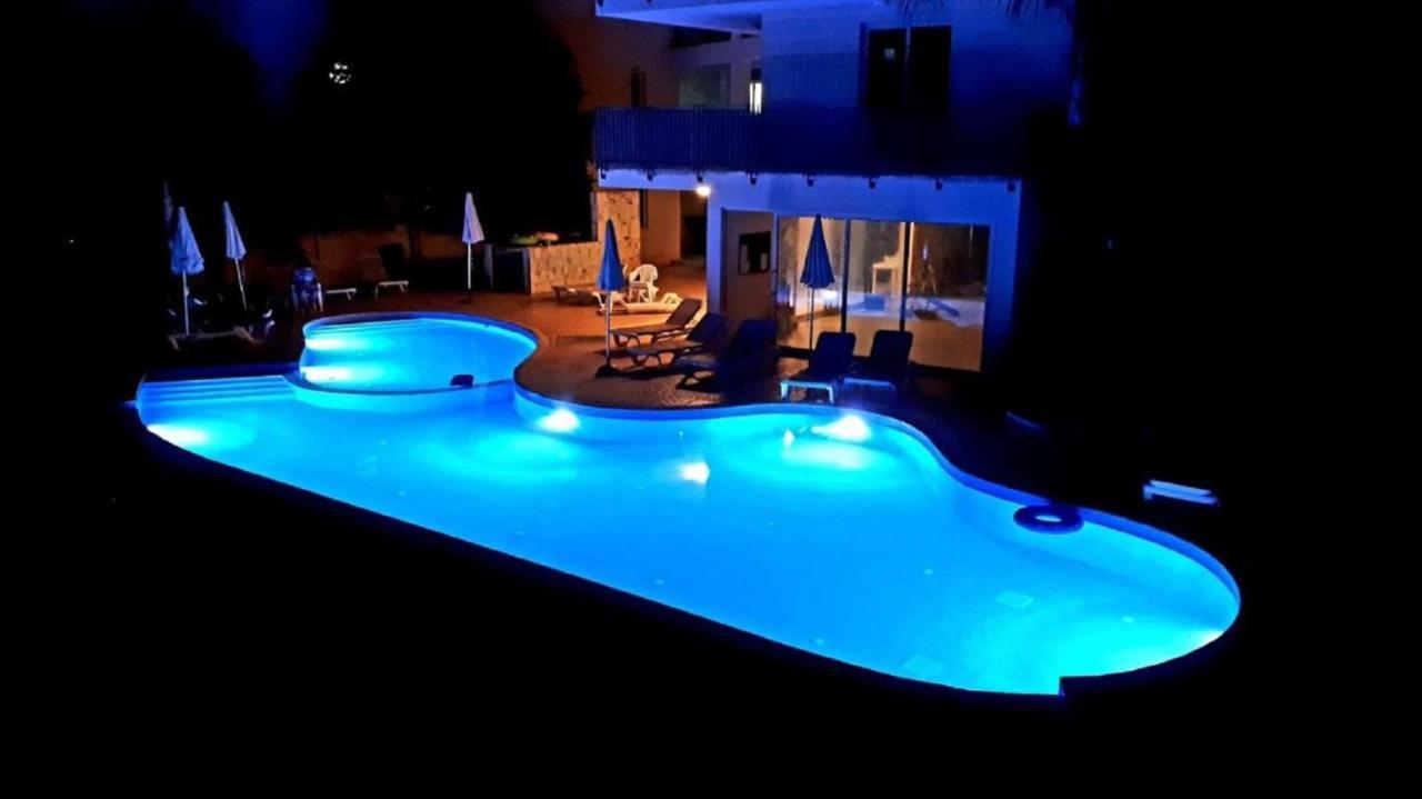 Horizon Luxury Apartment Oroklini Exterior foto